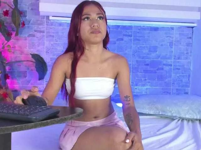 BellaBlazze on BongaCams