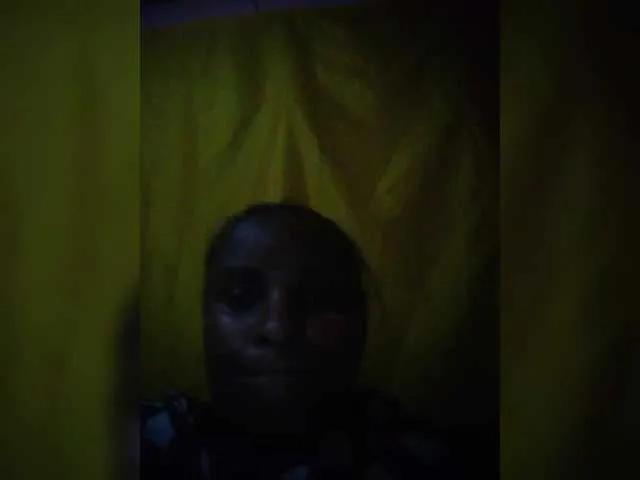 Emphi-30 on BongaCams