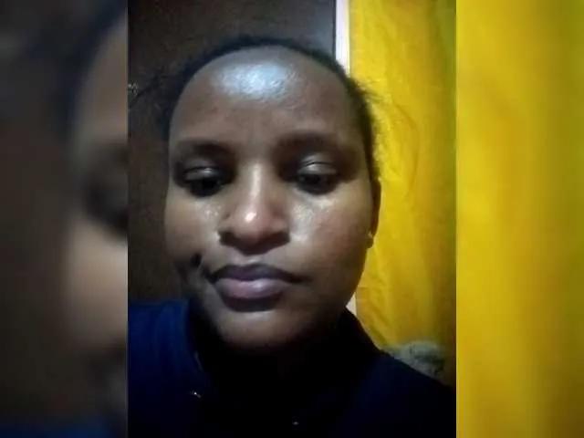 Emphi-30 on BongaCams