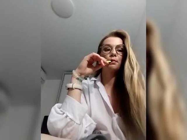 Irina11 on BongaCams 