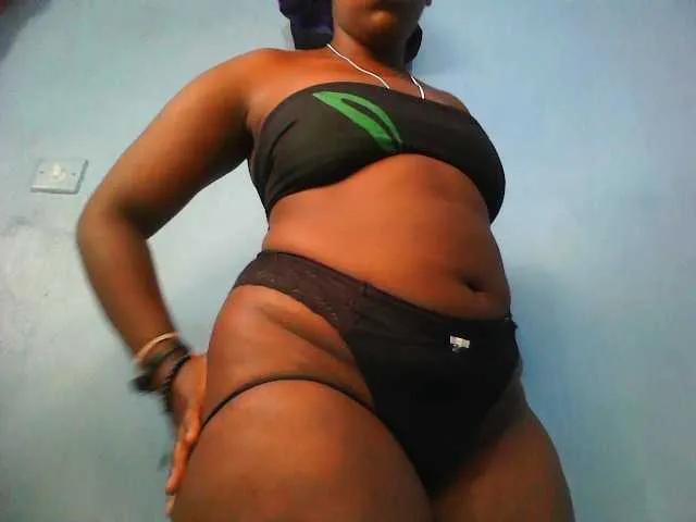 Pussygal1 on BongaCams 