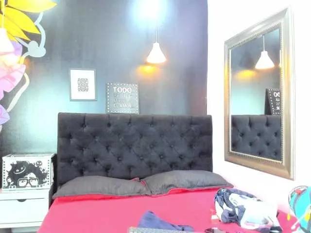 ViickyNaughty on BongaCams
