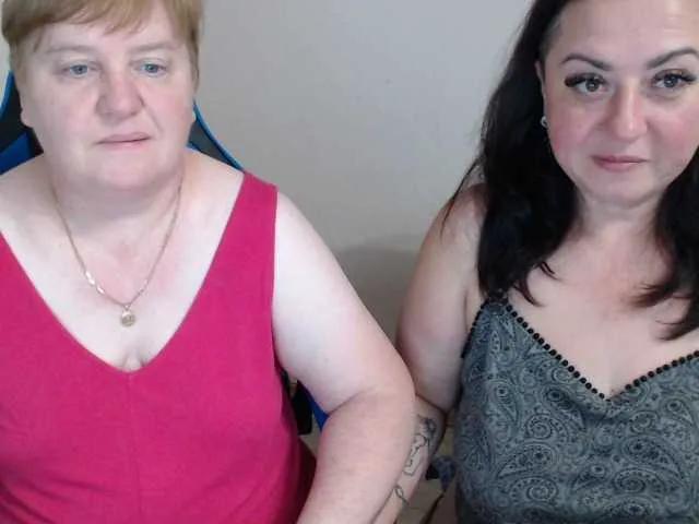 XMollyJaneEX — We like people who have something to offer us: kisses, touches, gifts