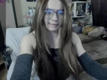 alexiamaiex — GOAL: I'll tease you [22 tokens remaining] Let's play together? Hi, darling! #muscles #hairy #bigclit and #findom, #glasses