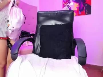 bunnyebony1 — GOAL: Shot tits + spit [34 tokens remaining] I love to make Squirt!!<3 #c2c #latina #teen #squirt #anal