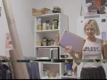 calvia_farey on Chaturbate