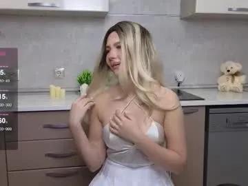 caroliiinee — Thank for close my first goal, so how about stand up and start dance? ^^ #18 #young #lovense #bigtits #bigboobs [35 tokens remaining]