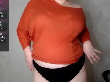 catch_fortune — Take off blouse  #bbw #tease #curvy #bigboobs #hairy  Sound on, prefer to answer by voice  [150 tokens remaining]