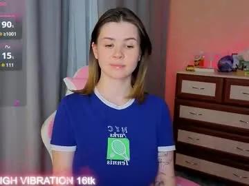 cutie_mili —  VIP Heartline   #puffynipples #anal #18 #natural #cute