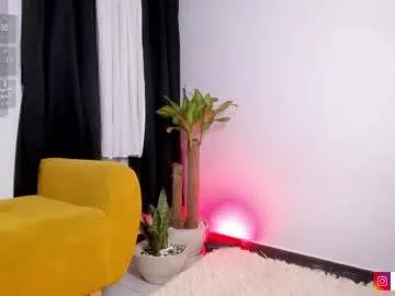 evelyn_millers_11 — GOAL: Topless + oil  [110 tokens remaining] Explore your most daring fantasies, without limits, without censorship. #ebony #latina # #milf #bigboobs #squirt