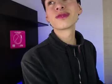 ezra_storm — GOAL: explosive cum [800 tokens remaining] Let's make moan until we cum #twink #18 #femboy #bigass #new