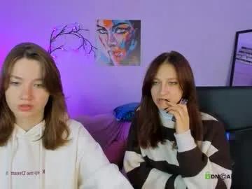 helli_belli — GOAL: doggy [106 tokens remaining] Welcome to my room! #lovense #bigboobs #shy #teen #18