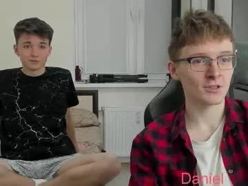 ithan_red — Current Goal: FRENCH KISS at 200 tokens -- Next Goal: play with dick and balls -- #gay #teen #bigcock #twink #uncut [200 tokens to goal]
