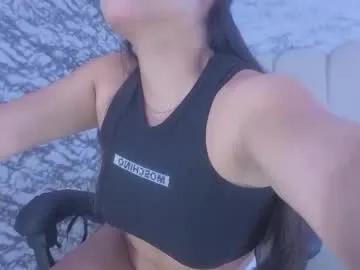 little_angelina_v on Chaturbate 