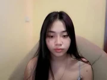 lovely_leah23 on Chaturbate