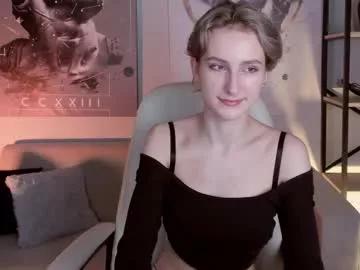 luxrayi on Chaturbate