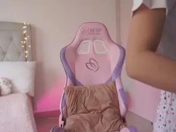 Freechat mila_1 on Chaturbate