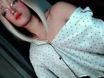 mykaliciousness — IM SO TIRED OF BIENG SINGLE AND LONELY LOOKING FOR REAL BOYFRIEND HERE! THAT PERSON ALWAYS WANTED TO SUCK MY HUGECOCK #mistress #selfsuck #wifematerial #aussie  #asian