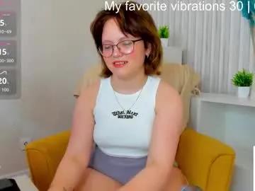 nina_lunaa on Chaturbate 