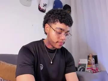 santi_xximo — Santi_xximo's room #ftm #bigclit #ebony #squirt #feet