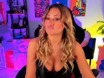 sarahholly on Chaturbate 