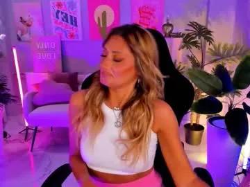 sarahholly on Chaturbate 