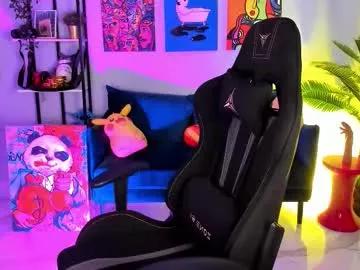 sarahholly on Chaturbate 