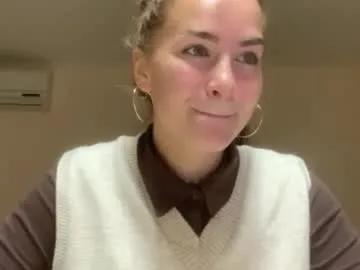 Freechat saundrayeeloy on Chaturbate