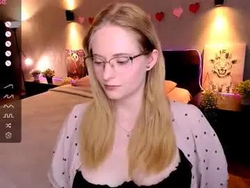 sheslinki on Chaturbate 