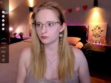 sheslinki on Chaturbate 