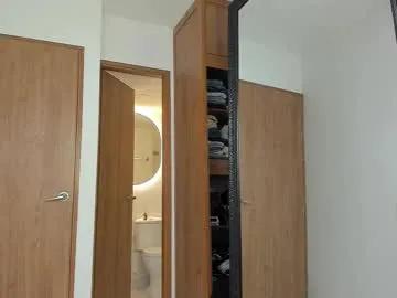 sr_smit_hot on Chaturbate 