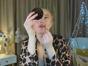 stacy_riiver — Lick your finger on camera #blonde #smoke #natural #cum2cum #nonude [18 tokens remaining]