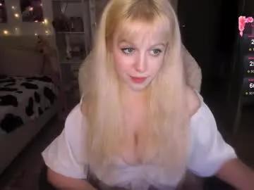 sweetcheecksmolly's avatar