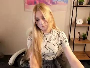 sylvia_ortiz — show legs [24 tokens left] #smalltits #shy #blonde #bignipples #18