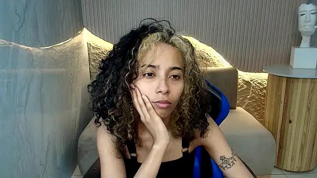 Agnis_ink_r — show tits