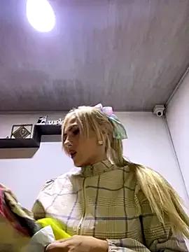 alicev_kitty on StripChat