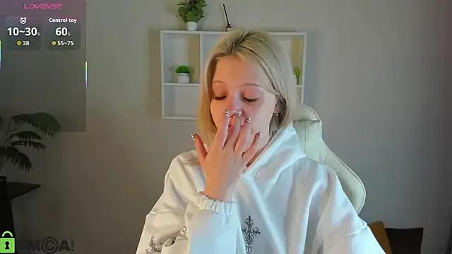 Allice_Cox on StripChat