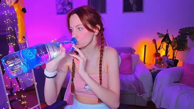 Alyssa_Smitt — FINGERING MY ASS AND PUSSY