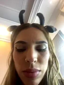 ambarsorachi on StripChat 