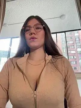 AmelieLaurent_ — LAST TIPPER GETS A CUM IN FACE VIDEO!