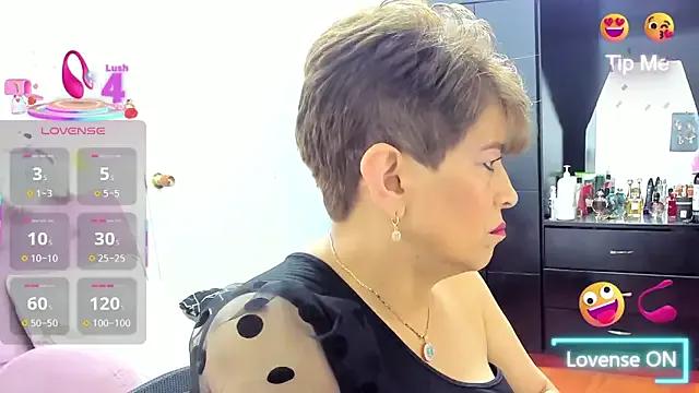 Angelina_Stone_65 on StripChat