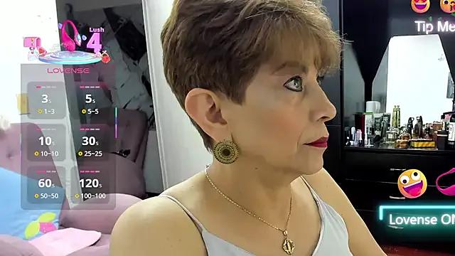 Angelina_Stone_65 on StripChat