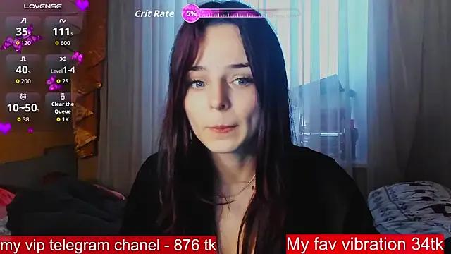 ArianaLight on StripChat