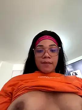 ashley_Tompson1's avatar