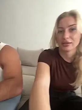 belle98 — Get naked, 1 Video last Tripper