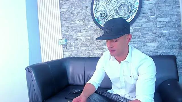 blaze_phoenix — Freechat on StripChat