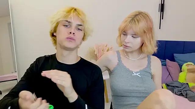 Bonnie_And_C1yde on StripChat