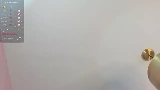 Camille_Torres on StripChat