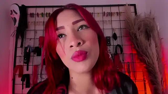 charrlotte_quinn on StripChat