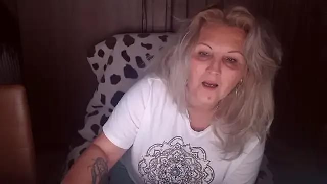 Divineblond's avatar